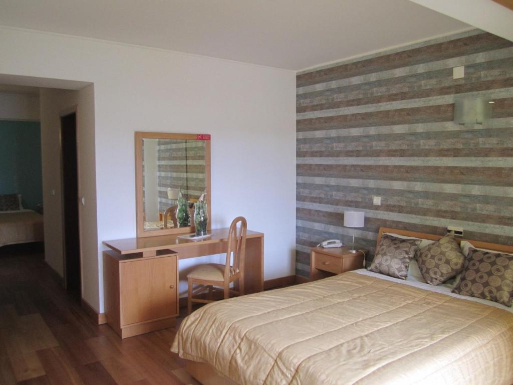 Hotel D. Ines De Castro Alcobaça Стая снимка